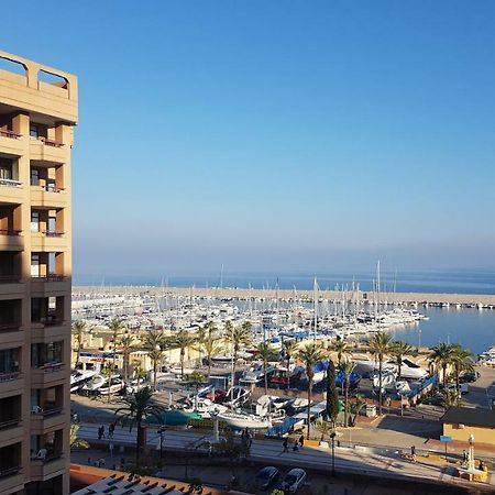 Seafront Luxury Studio In Las Palmeras Hotel 푸엔히롤라 외부 사진